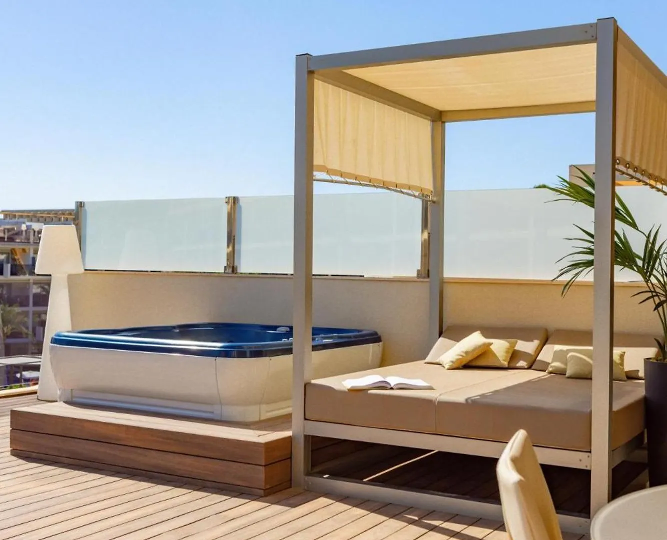 Zafiro Palace Palmanova Aparthotel Palma Nova (Mallorca)
