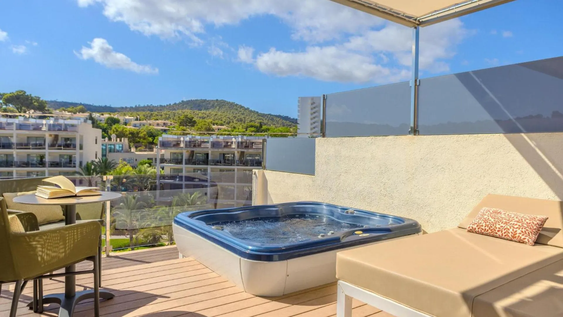 Aparthotel Zafiro Palace Palmanova